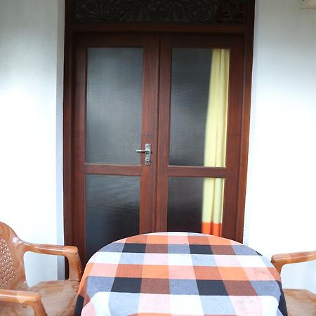 Holiday Home Bentota Esterno foto